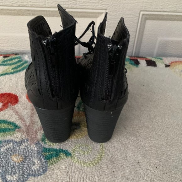 Peep Toe Heel Booties by Rue 21 Sexy black Size S-6/7 - Picture 4 of 11
